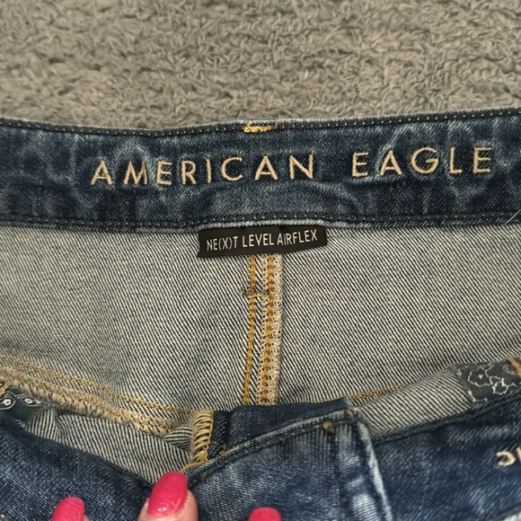 Men’s AE Athletic fit Airflex shorts - Picture 2 of 5